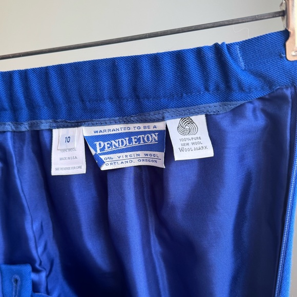 Pendleton women’s blazer and skirt set. - Picture 7 of 13